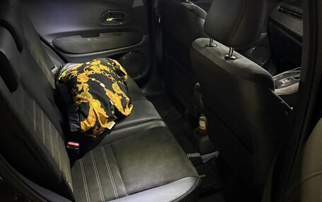 Honda Vezel, 2017 год, 1 290 000 рублей, 3 фотография