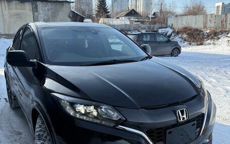 Honda Vezel, 2017 год, 1 290 000 рублей, 13 фотография