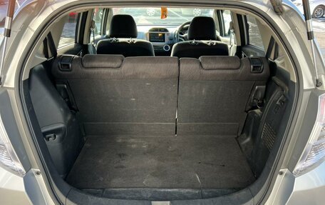 Honda Fit III, 2010 год, 809 000 рублей, 19 фотография