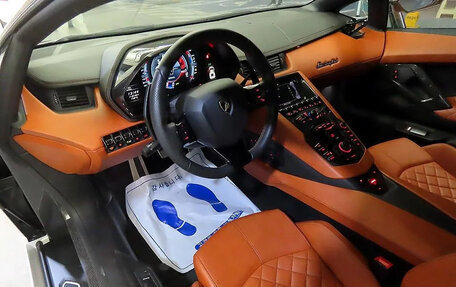 Lamborghini Aventador I рестайлинг, 2018 год, 32 517 000 рублей, 7 фотография