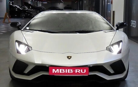 Lamborghini Aventador I рестайлинг, 2018 год, 32 517 000 рублей, 2 фотография