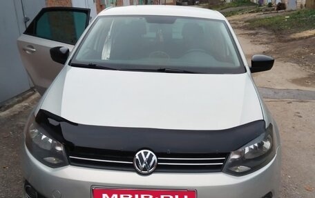 Volkswagen Polo VI (EU Market), 2014 год, 850 000 рублей, 1 фотография