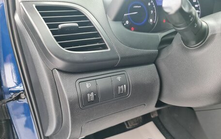 Hyundai Solaris II рестайлинг, 2012 год, 750 000 рублей, 16 фотография