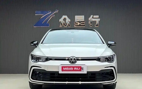 Volkswagen Golf VIII, 2021 год, 1 868 000 рублей, 2 фотография