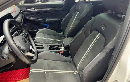 Volkswagen Golf VIII, 2021 год, 1 868 000 рублей, 12 фотография