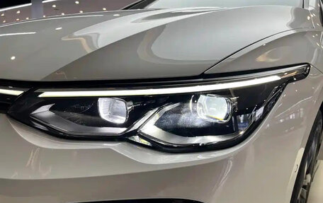 Volkswagen Golf VIII, 2021 год, 1 868 000 рублей, 19 фотография