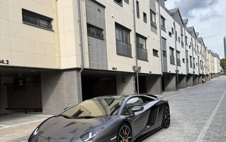 Lamborghini Aventador I рестайлинг, 2017 год, 28 000 000 рублей, 1 фотография