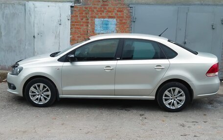 Volkswagen Polo VI (EU Market), 2014 год, 850 000 рублей, 5 фотография
