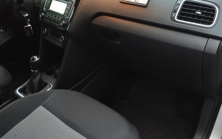 Volkswagen Polo VI (EU Market), 2014 год, 850 000 рублей, 27 фотография