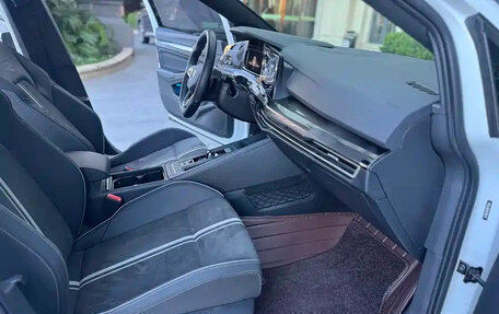 Volkswagen Golf VIII, 2021 год, 1 430 000 рублей, 9 фотография