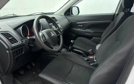 Mitsubishi ASX I рестайлинг, 2014 год, 1 000 000 рублей, 9 фотография