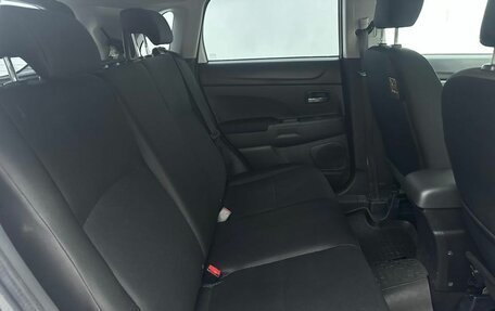 Mitsubishi ASX I рестайлинг, 2014 год, 1 000 000 рублей, 14 фотография