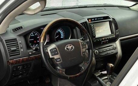 Toyota Land Cruiser 200, 2008 год, 2 670 000 рублей, 10 фотография