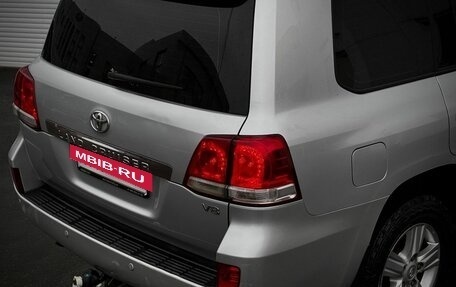 Toyota Land Cruiser 200, 2008 год, 2 670 000 рублей, 24 фотография