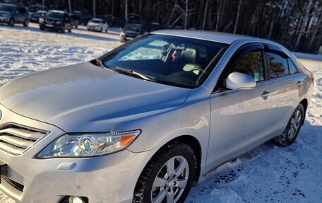 Toyota Camry, 2010 год, 1 550 000 рублей, 2 фотография