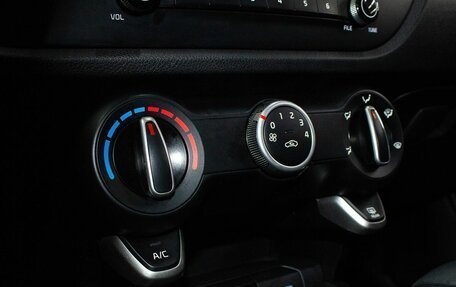KIA Rio IV, 2019 год, 1 600 000 рублей, 19 фотография