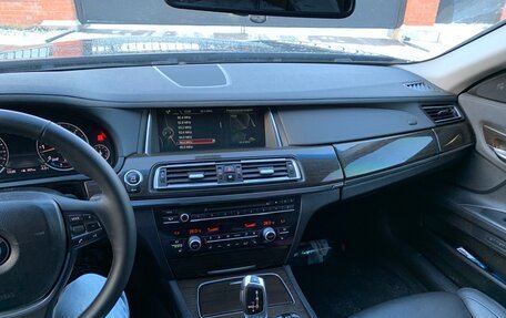 BMW 7 серия, 2012 год, 1 700 000 рублей, 5 фотография