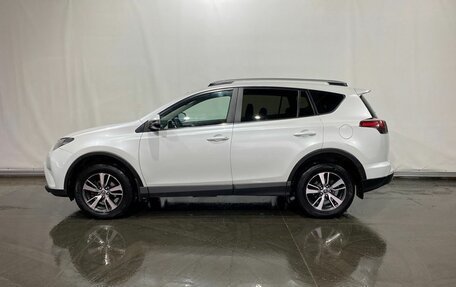 Toyota RAV4, 2018 год, 2 865 000 рублей, 8 фотография