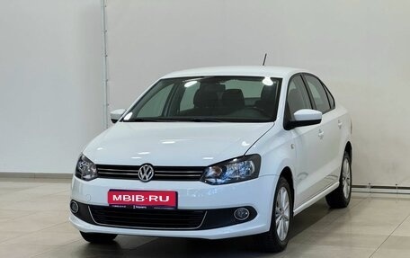 Volkswagen Polo VI (EU Market), 2015 год, 1 045 000 рублей, 1 фотография