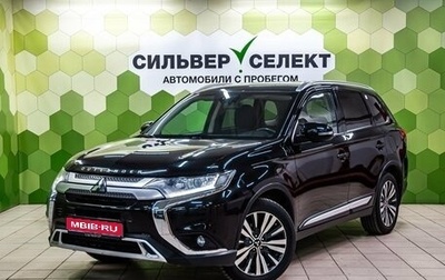 Mitsubishi Outlander III рестайлинг 3, 2019 год, 2 299 000 рублей, 1 фотография