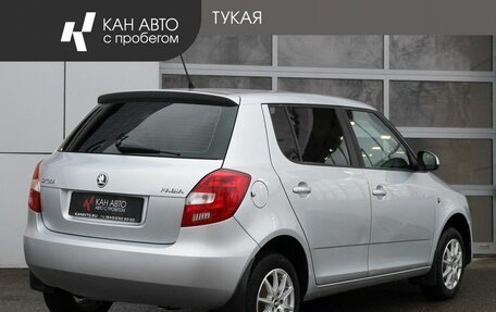 Skoda Fabia II, 2013 год, 588 000 рублей, 2 фотография