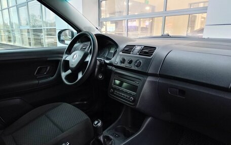 Skoda Fabia II, 2013 год, 588 000 рублей, 6 фотография