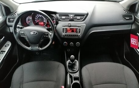 KIA Rio III рестайлинг, 2017 год, 999 000 рублей, 13 фотография