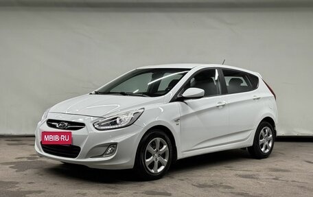 Hyundai Solaris II рестайлинг, 2013 год, 890 000 рублей, 1 фотография