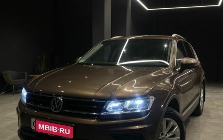 Volkswagen Tiguan II, 2017 год, 2 100 000 рублей, 1 фотография