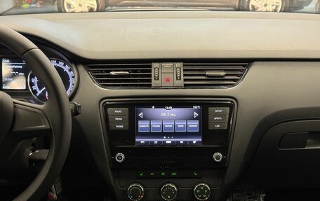 Skoda Octavia, 2020 год, 1 819 000 рублей, 10 фотография