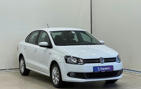 Volkswagen Polo VI (EU Market), 2015 год, 1 045 000 рублей, 2 фотография