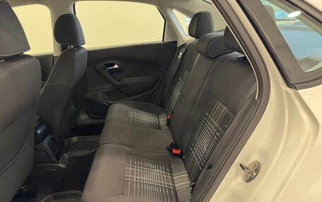 Volkswagen Polo VI (EU Market), 2015 год, 1 045 000 рублей, 14 фотография