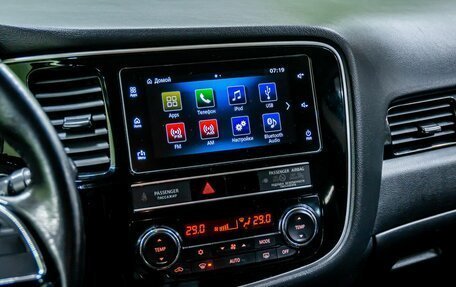 Mitsubishi Outlander III рестайлинг 3, 2019 год, 2 299 000 рублей, 17 фотография