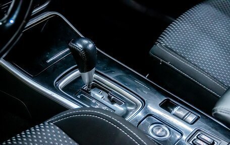 Mitsubishi Outlander III рестайлинг 3, 2019 год, 2 299 000 рублей, 18 фотография