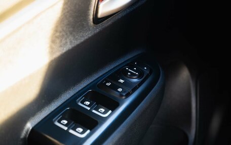 KIA Rio IV, 2019 год, 1 500 000 рублей, 23 фотография