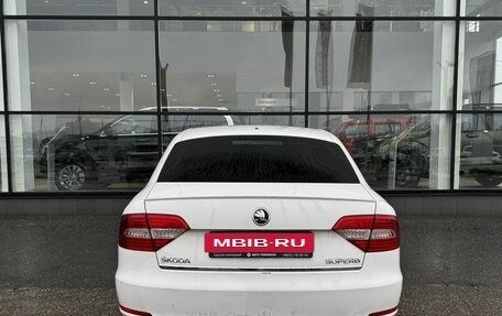 Skoda Superb III рестайлинг, 2013 год, 995 000 рублей, 6 фотография