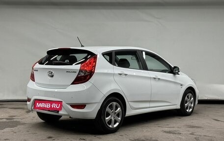 Hyundai Solaris II рестайлинг, 2013 год, 890 000 рублей, 5 фотография