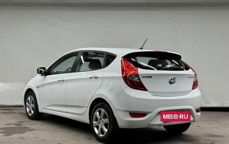 Hyundai Solaris II рестайлинг, 2013 год, 890 000 рублей, 6 фотография