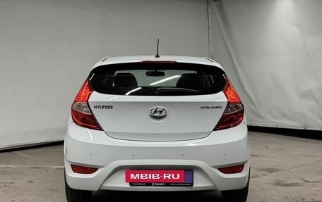 Hyundai Solaris II рестайлинг, 2013 год, 890 000 рублей, 7 фотография