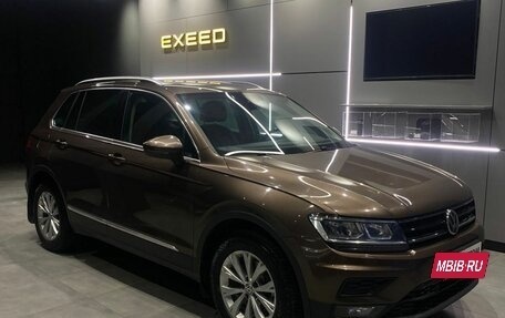 Volkswagen Tiguan II, 2017 год, 2 100 000 рублей, 4 фотография