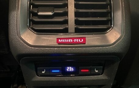 Volkswagen Tiguan II, 2017 год, 2 100 000 рублей, 14 фотография