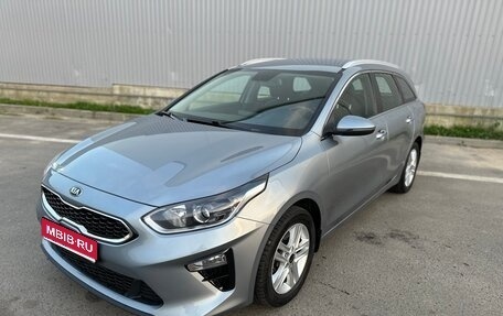 KIA cee'd III, 2020 год, 1 860 000 рублей, 1 фотография