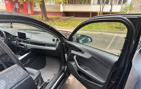 Audi A4, 2018 год, 2 300 000 рублей, 6 фотография