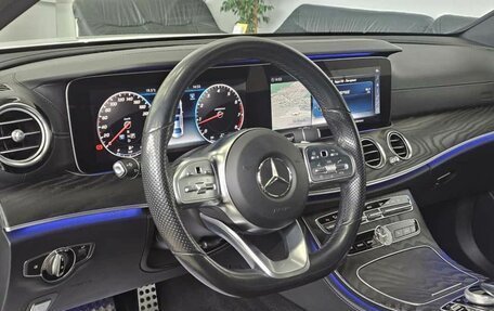 Mercedes-Benz E-Класс, 2019 год, 3 969 000 рублей, 14 фотография