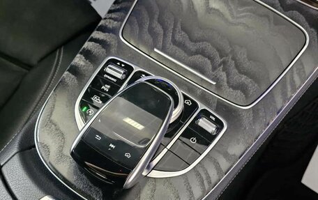 Mercedes-Benz E-Класс, 2019 год, 3 969 000 рублей, 25 фотография