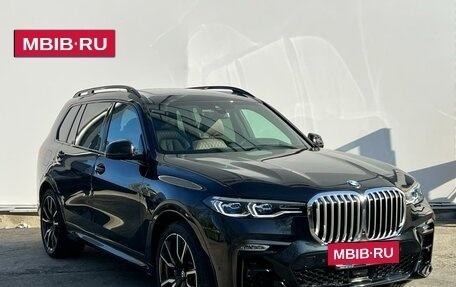 BMW X7, 2021 год, 9 400 000 рублей, 3 фотография