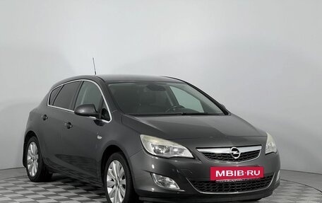 Opel Astra J, 2012 год, 860 000 рублей, 3 фотография