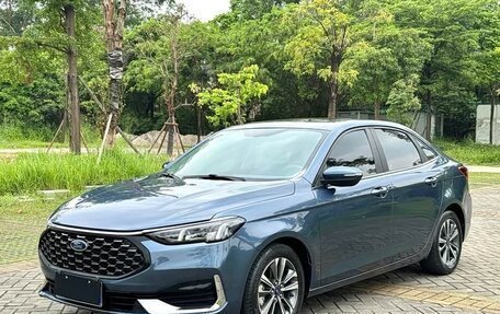 Ford Focus IV, 2021 год, 1 062 777 рублей, 2 фотография