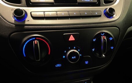 Hyundai Solaris II рестайлинг, 2018 год, 1 399 000 рублей, 13 фотография