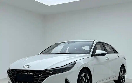 Hyundai Elantra, 2022 год, 1 650 000 рублей, 1 фотография